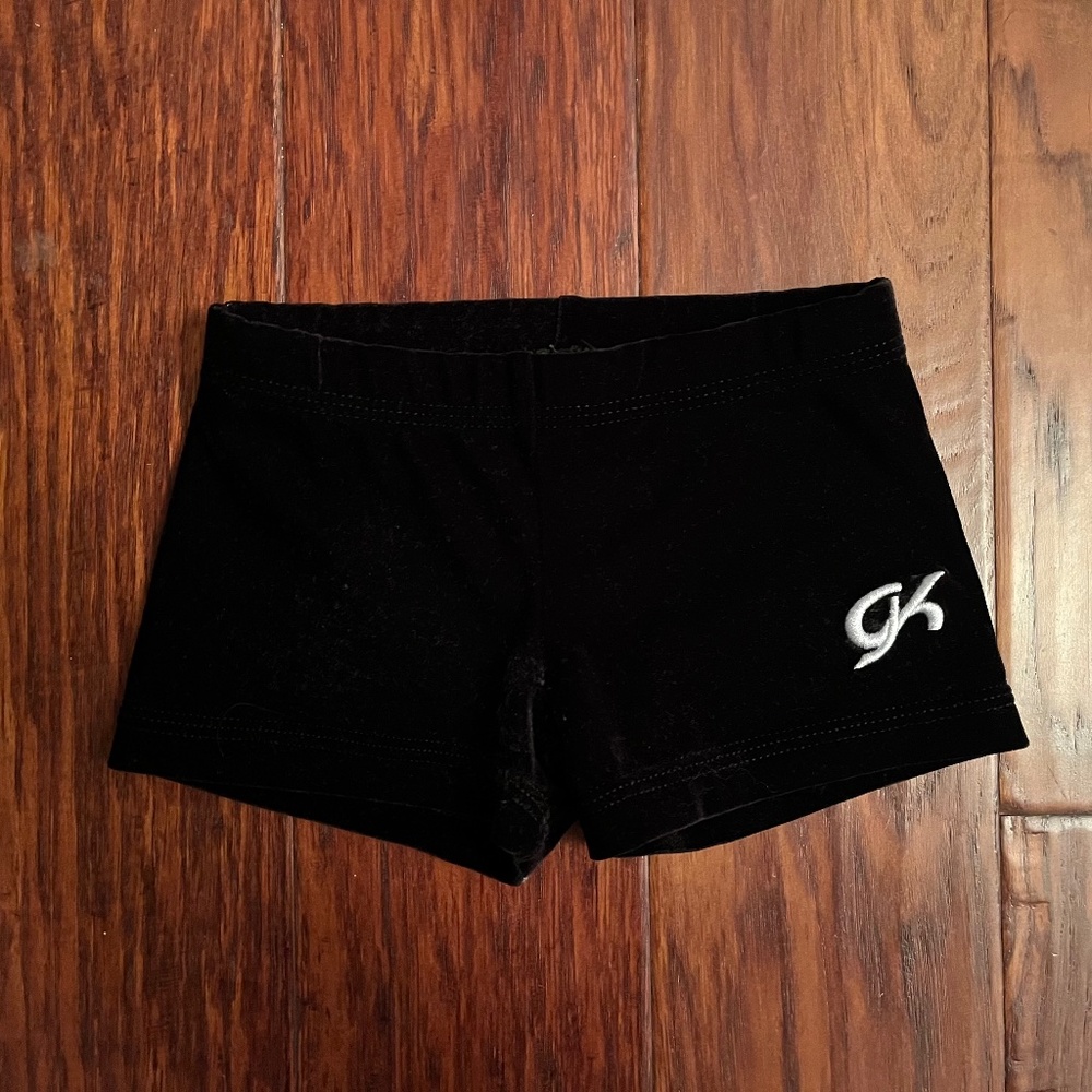 GK velour shorties